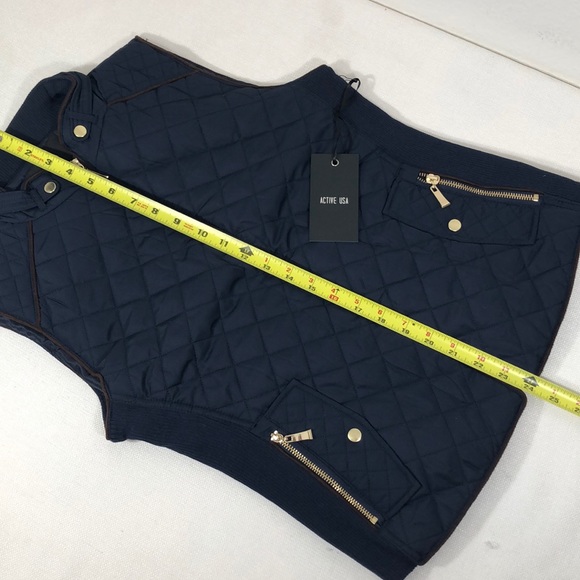 Active USA Navy Quilted Vest women size Small New - Picture 3 of 12